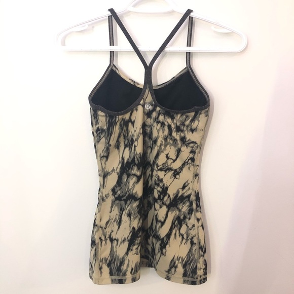 Lululemon Tank - Picture 13 of 16